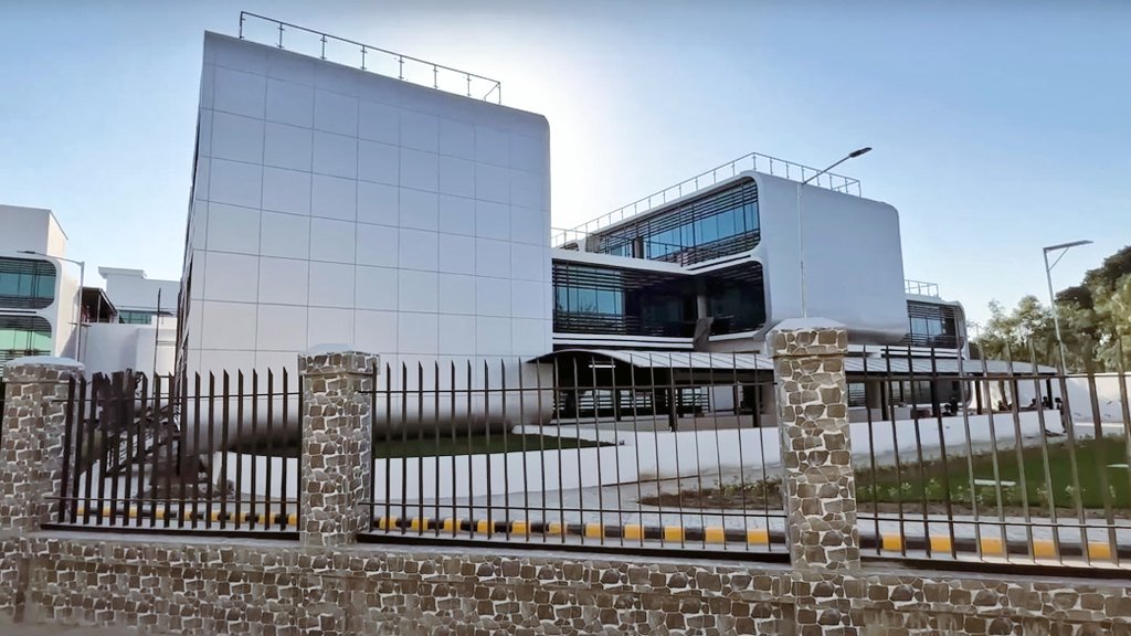 gemsofbabus_'s tweet photo. New Bus Stand in Phulwari Sharif, Bihar 🚍 https://t.co/in1SRnu64g