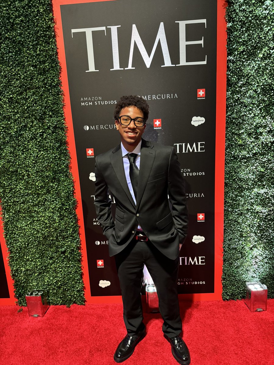 The White House Correspondents Dinner was a night to remember. Thank you to the team at @time for extending an invitation to an event celebrating the free press & journalism! When used correctly, journalism is the ultimate tool to inspire positive change & speak truth to power!