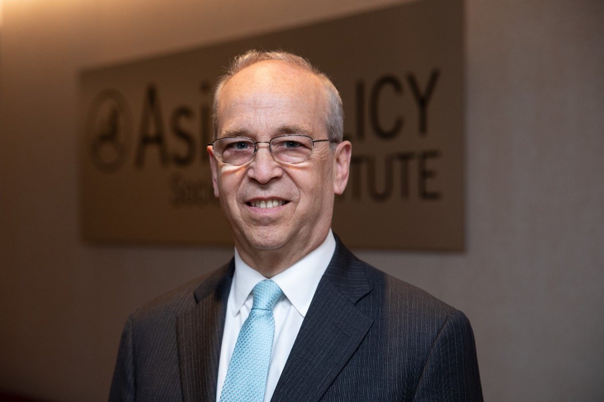 ㊗️#Congratulations! Mr. Daniel Russel, VP for International Security & Diplomacy at @AsiaSociety Policy Institute, has been awarded The Order of the Rising Sun, Gold & Silver Star, for his contributions to promoting cooperation between the US & Japan in the field of diplomacy.