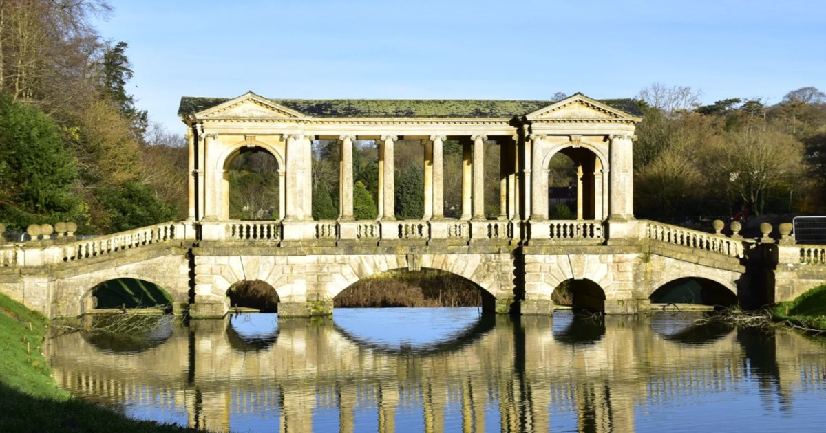 There is nowhere quite like Prior Park Landscape Garden. Just over a mile away, enjoy colourful flowers and delightful fragrances and fresh air: bit.ly/35sskHe (📸: National Trust) Book your stay: bit.ly/3RbonZq - #hotelindigobath #top50boutiquehotels