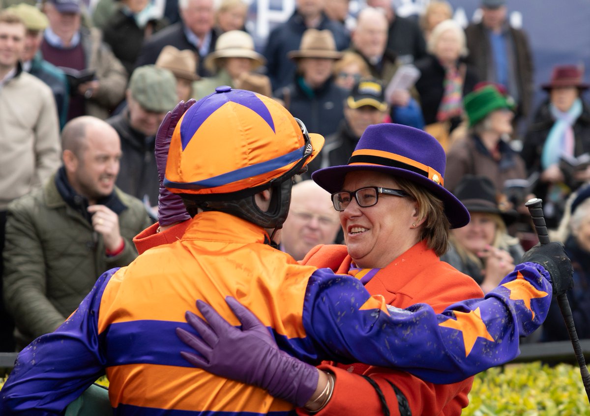 A super win for the Tom Lacy trained Tune In A Box in the Full Circle Series Final @punchestownrace Festival giving both Tom Lacy & Richard Patrick their first Irish winner🐴🏆 congrats to all connections and breeder Victor Connolly @BurgageStud #FeedYourDesireToWin