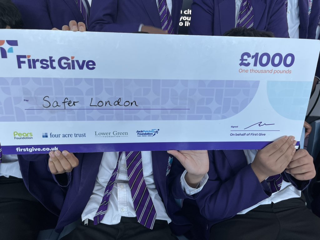 Well done to the @LDNEnterprise1 Year 8 team representing @SaferLondon1 at  the @FirstGiveUK #final! You have won them £1000! @JPFoundation