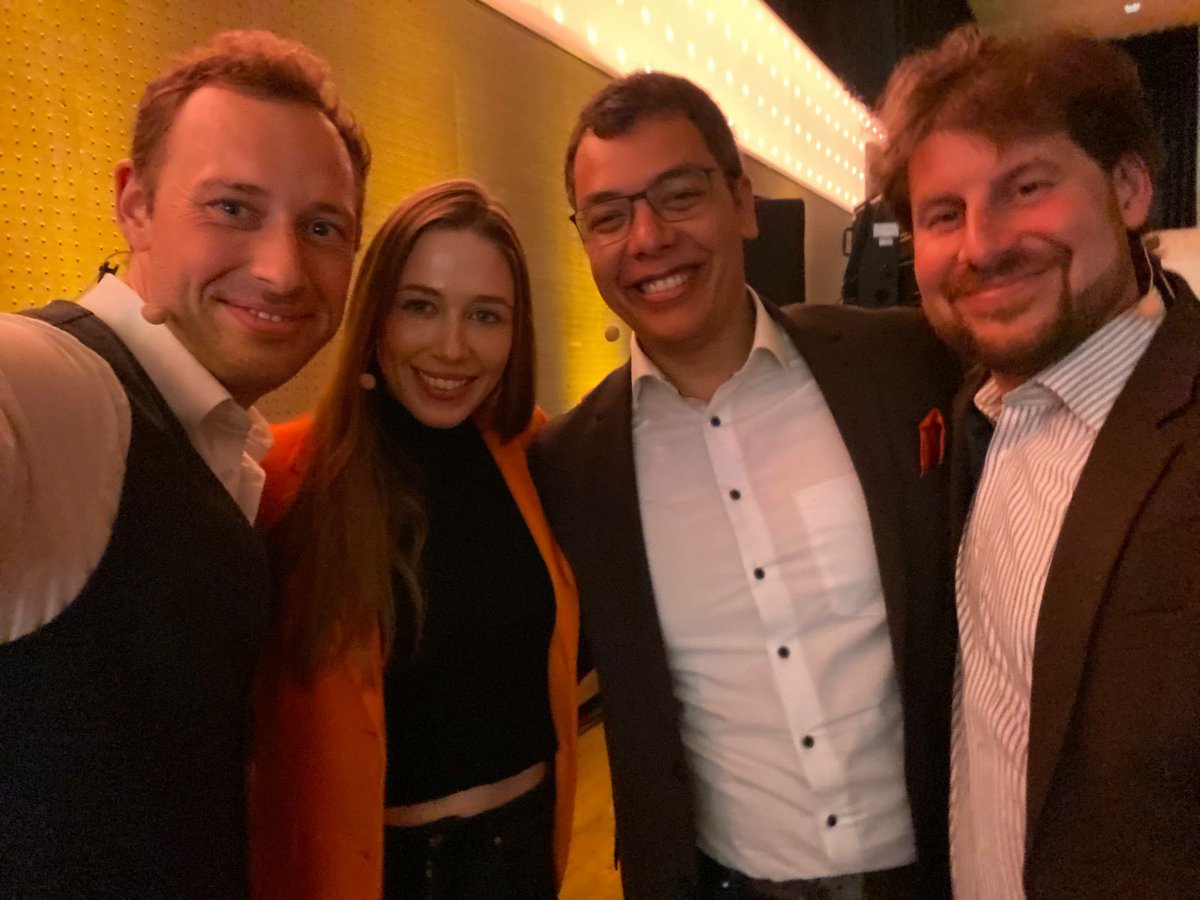 Ich durfte das Panel zu Gesundheit &amp; Bitcoin mit schlauen Köpfen wie <a href="/scholarium_at/">Rahim Taghizadegan (scholarium.at)</a>, <a href="/LRothbardian/">Lawrence a.k.a. Lando Rothbardian</a> und <a href="/JohannesDecker4/">Johannes Decker</a> bei der <a href="/Swissbitcoincon/">Swiss Bitcoin Conference</a> moderieren! Für alle die nicht dabei sein konnten, bald könnt ihr dieses Panel sowie alle anderen Vorträge auf YouTube sehen. 🧡