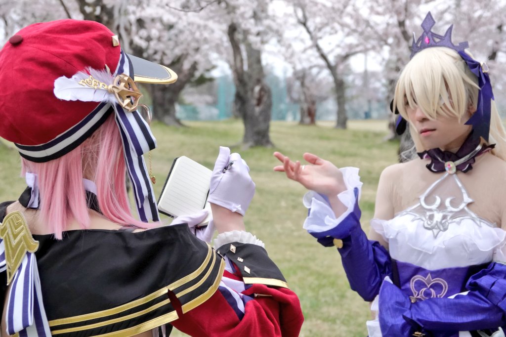 ✨Cosplay✨ 【原神】 シャルロット 「フィッシュルさん！好きな食べ物はなんですか？」 フィッシュル 「フン、食べ物なんて肉体を持つ者を束縛するものよ。」 フィッシュル… @haxe_kyo シャルロット…まぃ 📷… @tristan_ntrke ＃もりマスカレ　＃原神コス　＃コスプレイヤーさんと繋がりたい