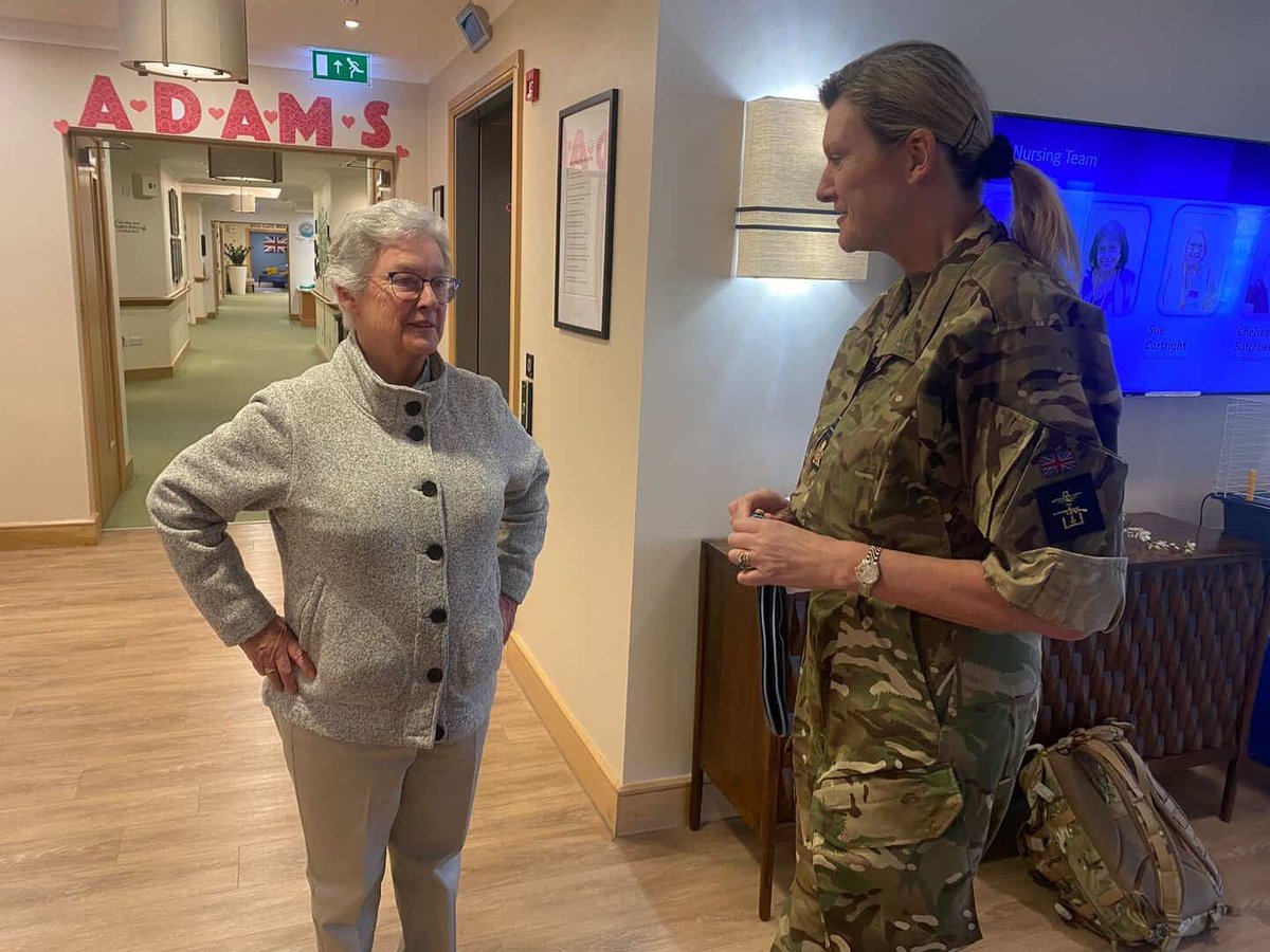 We were honoured to welcome Air Marshal Clare Walton CB KHP, to our #HighWycombe Home.

Arriving to meet with @RoyalAirForce veterans in our Home, she spoke with resident Cynthia, the first female #RAF Air Commodore 🎖️

@DMS_MilMed 

Read more here: bit.ly/RAFTrailblazers