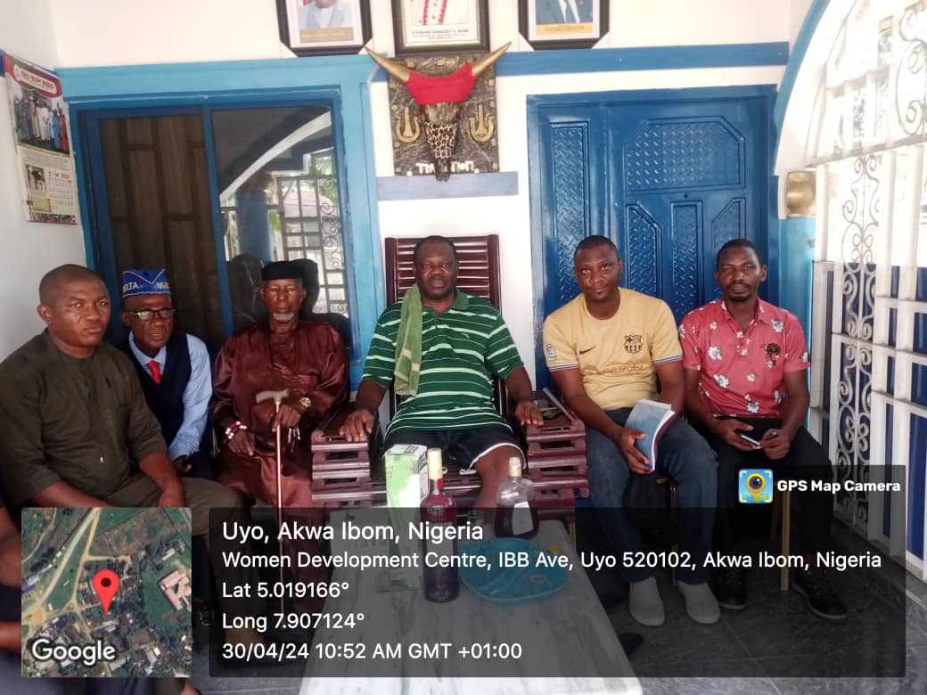 Earlier today we held a brief meeting with the Attan Offot Village Head at his Palace during the Site Handover at Uyo, Akwa Ibom State.

L-R: Bldr. Kelechi (MNDA), Mr. Bisong (State Coordinator MNDA), Chief Bassey Okon William (Attan Offot Village Chairman) ...