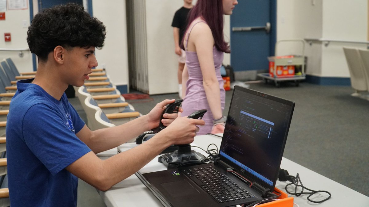 SparTechs834 tweet media