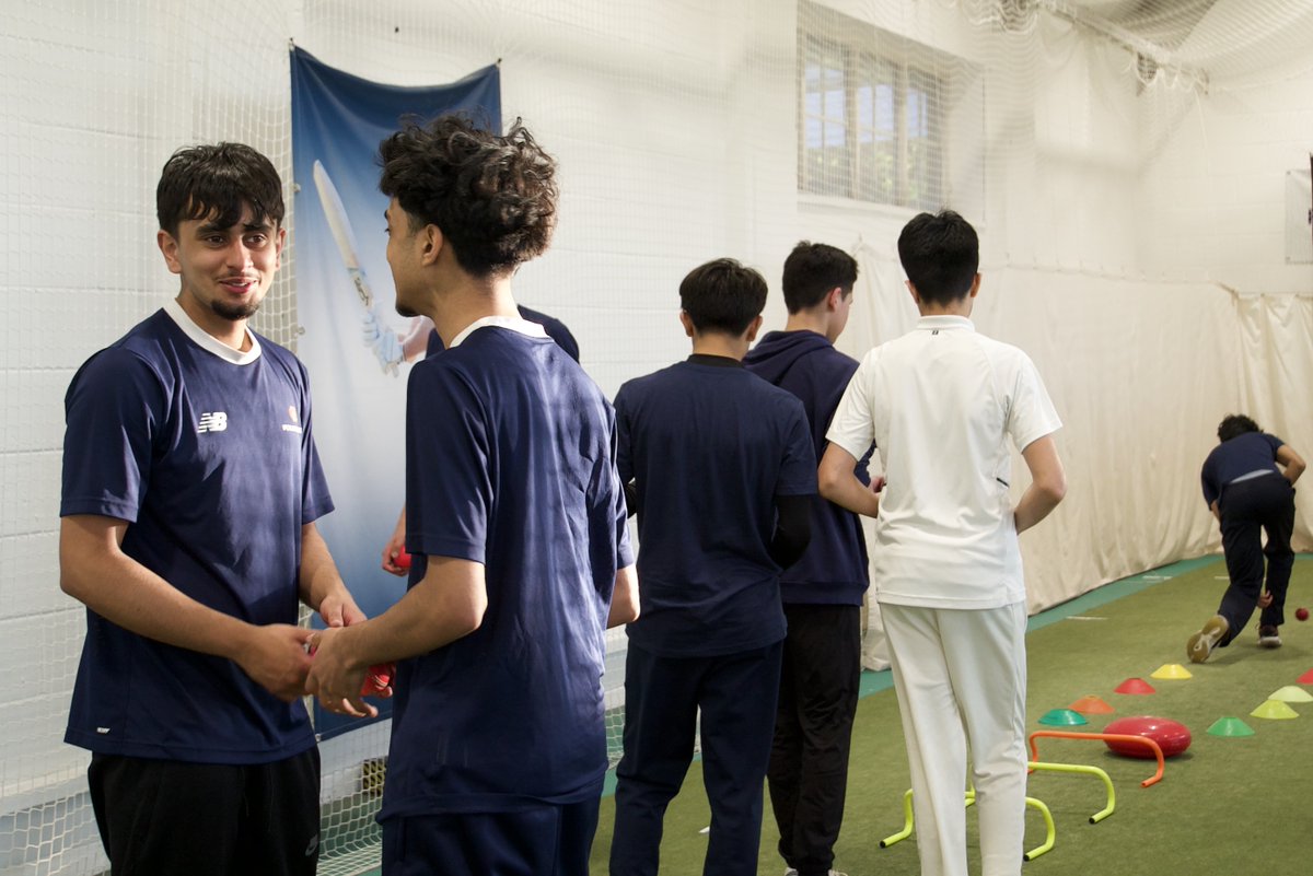 _MCCFoundation's tweet image. We paid a visit to our #Wembley Boys&apos; Hub to chat with the players about their ambitions to reach our National Hub Competition finals at Lord&apos;s this summer 🏏

Stay tuned for a taste of what Hub life is like for this tight-knit team... ❤️💛

#mccfoundation #cricket #lovelords
