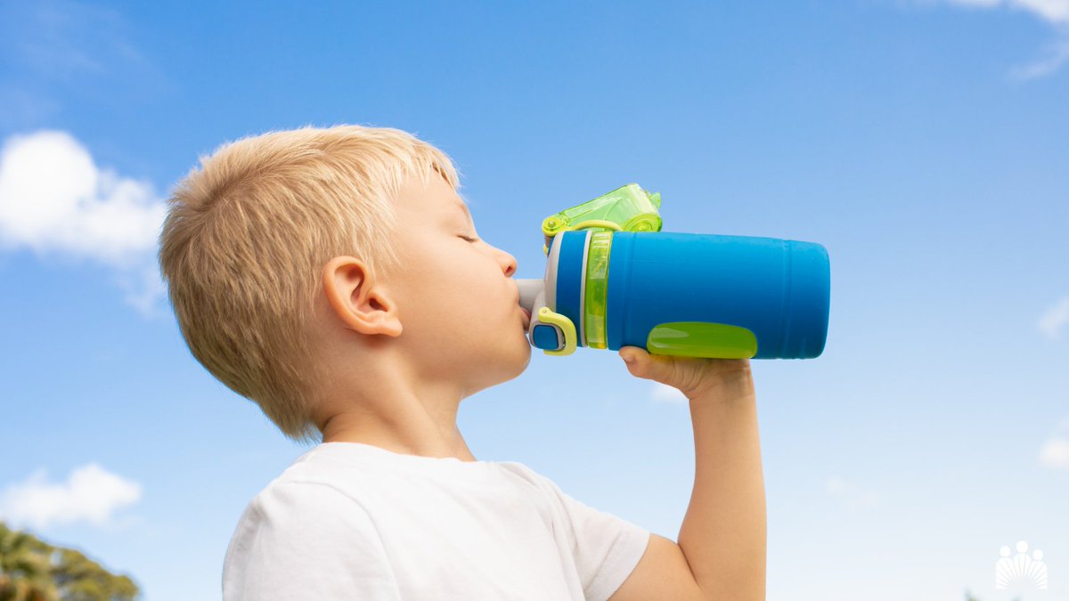 As temperatures rise, so does the need for #hydration. Equip your kids with reusable water bottles during #summeractivities. It also reduces #waste from plastics!

Like this post if you've transitioned to #reusable bottles!

Health and wellness resources: k-p.li/3te6RNW