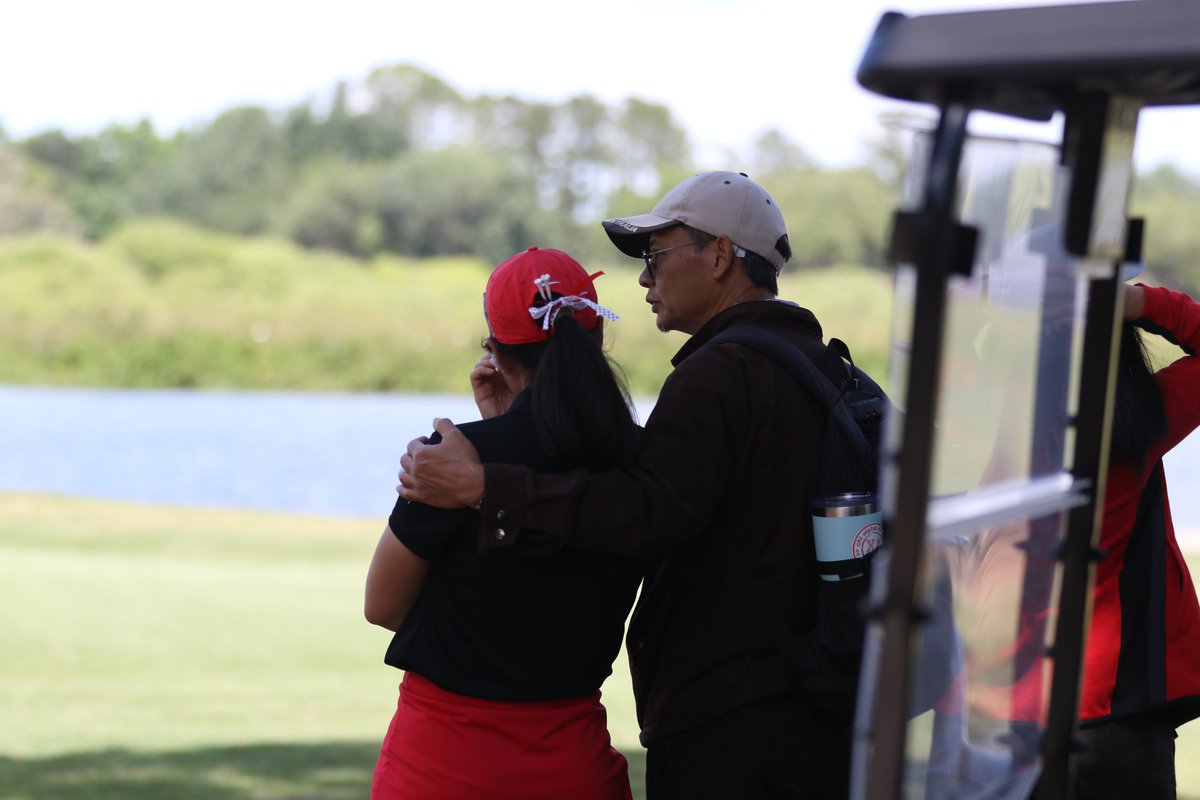 𝗦𝗲𝗻𝗶𝗼𝗿 𝗦𝗮𝗹𝘂𝘁𝗲 🐧⛳️ 𝙏𝙞𝙩𝙞𝙩𝙖 𝙇𝙤𝙪𝙙𝙩𝙧𝙖𝙜𝙪𝙡𝙣𝙜𝙖𝙢 🔴 Second-Team All-Horizon League in 2022-23 🔴 WGCA All-American Scholar in 2022-23 🔴 Competed in all 23 tournaments and 50 rounds over two seasons as a Penguin Scenes from her final hole 📷⬇️ #GoGuins