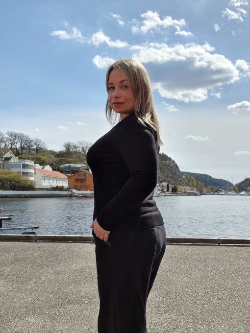 ☀️ https://t.co/RSrYZkjD4d<a href="/tag/teaser"class="tags"><span>#teaser</span></a><a href="/tag/solo"class="tags"><span>#solo</span></a>