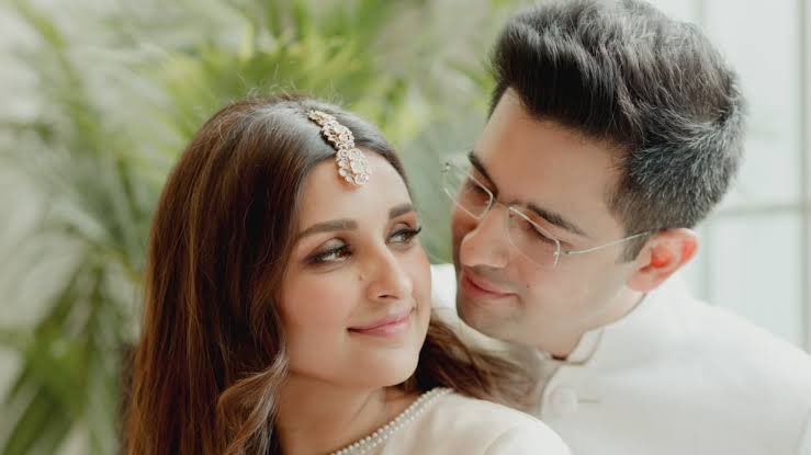 #ParineetiChopra, on her first meeting with husband #RaghavChadha, said: “I swear within 5 minutes, I knew I was going to marry. I didn’t even know if he was married. He just sat at breakfast in front of me, I’m saying I think I’m going to marry this man”