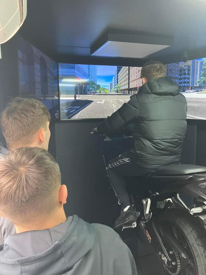 Our @DSFireUpdates fire bike team along with colleagues from @RCROfficers @DC_Police are at @sdcollege today using the amazing @VisionZeroSW simulator to students highlighting the risks while riding and promoting bike rider training & PPE @AlisonHernandez @ACFOGTaylor @robcude