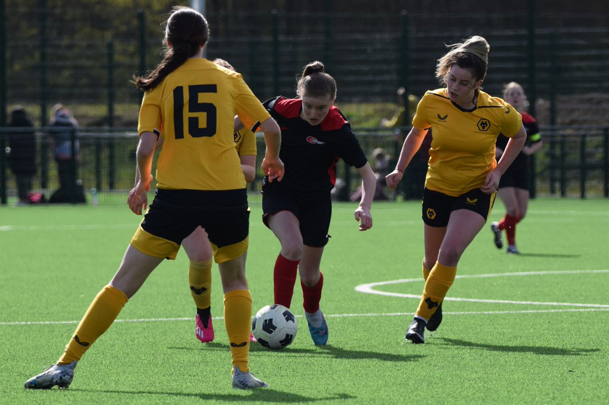 South Girls’ Development Centre 🔴⚫️ Ahead of next season clubs can now nominate talented players to attend our Under 10 - Under 16 FAW female pathway Talent ID events ⭐️⚽️ cardiff.ac.uk/community/use-… Contact your club secretary for more info ✅ #TogetherStronger | #BeFootball 🏴󠁧󠁢󠁷󠁬󠁳󠁿