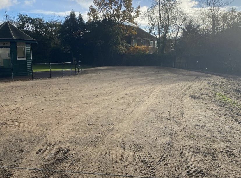Bright skies welcome the re-opening of the 1st tee.. ‘We had an opportunity to level the existing main tee as well as extending the championship tee back to link up with the putting green..’ 👍 For more.. instagram.com/p/C3m9T2jNHkS/…