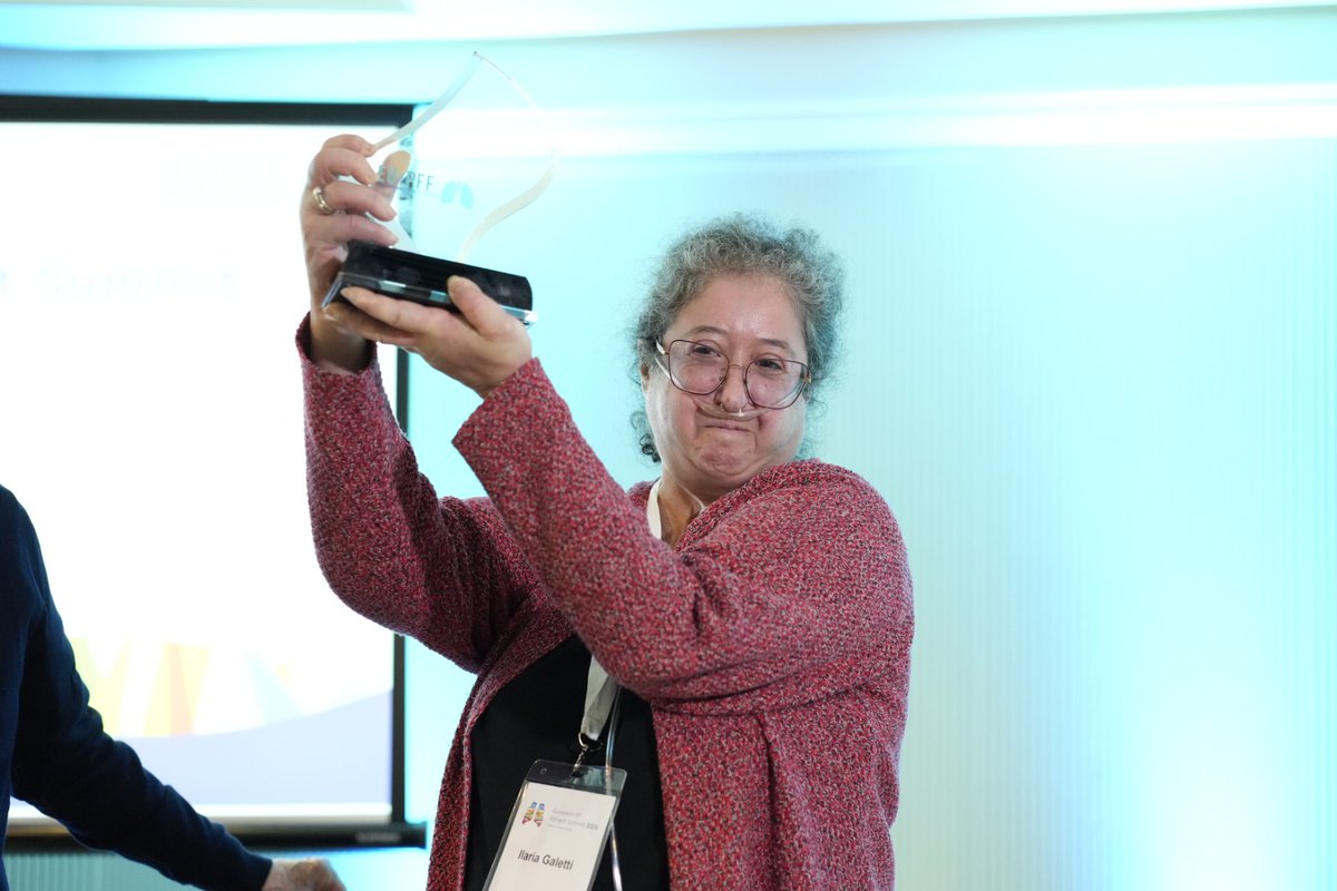 👏 congrats to our @ern_reconnet ePAG @iaiaraia for the 🏆 EU-PFF Patient Advocacy Champion Award 2024 for her dedication and the impact she has truly made in the lives of those affected by #PulmonaryFibrosis. 
Congrats from all of us! 
#PFSUMMIT24 #AdvocacyExcellence @EU_IPFF