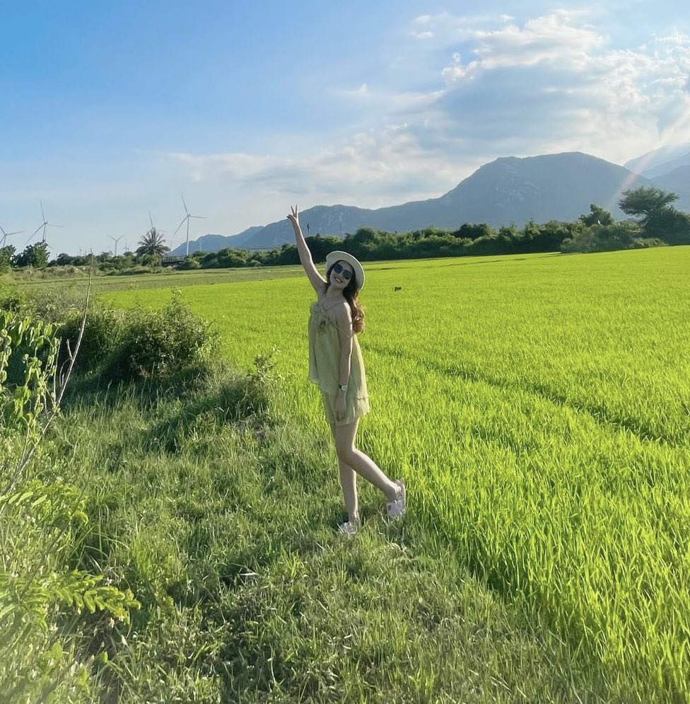 MoonJazz85's tweet image. 🍃trăm người, vạn miệng, ngàn lời nói

🍃chuyện đời, người phán, cười cho qua
☘️                   ☘️                    ☘️                   ☘️

🍂nắng vừa phải, gió vừa đủ
                 🍂🍂vừa vặn bình yên
            🤗🤗🤗🤗🤗🤗
#SenderLab 
#SenderLabs