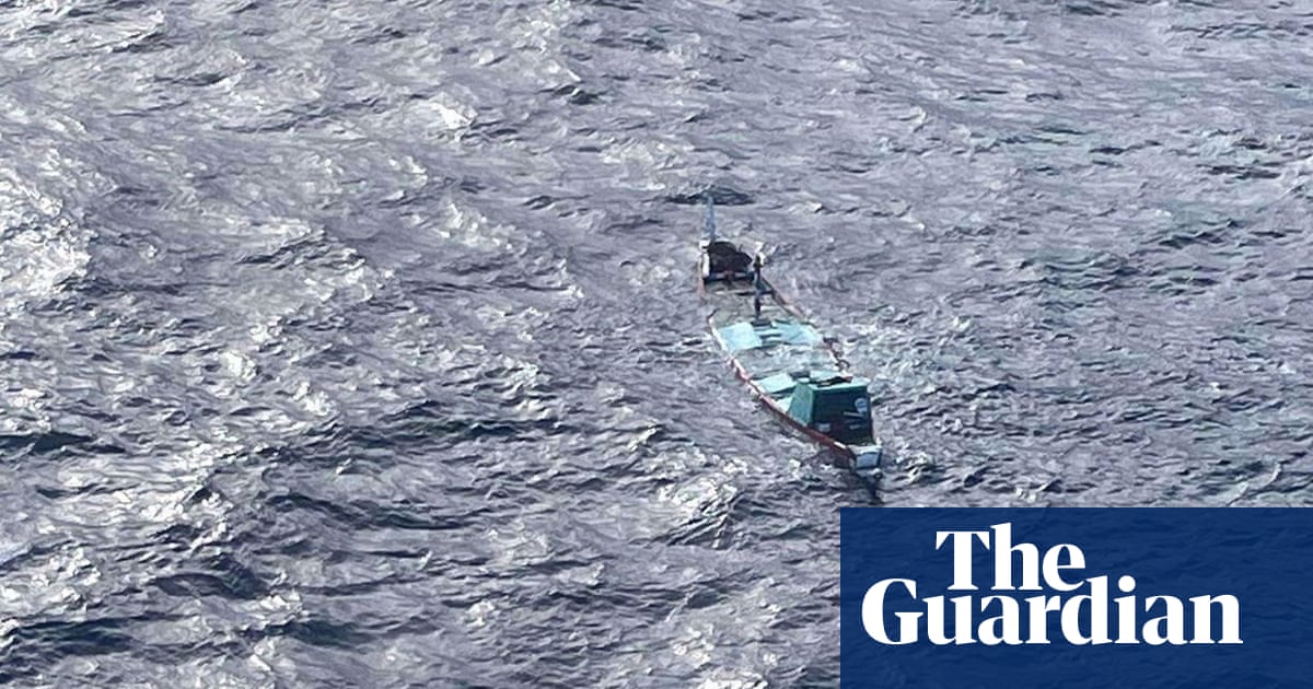 At least 50 people feared drowned after boat from Senegal sinks off Canary island dlvr.it/T6CdWL