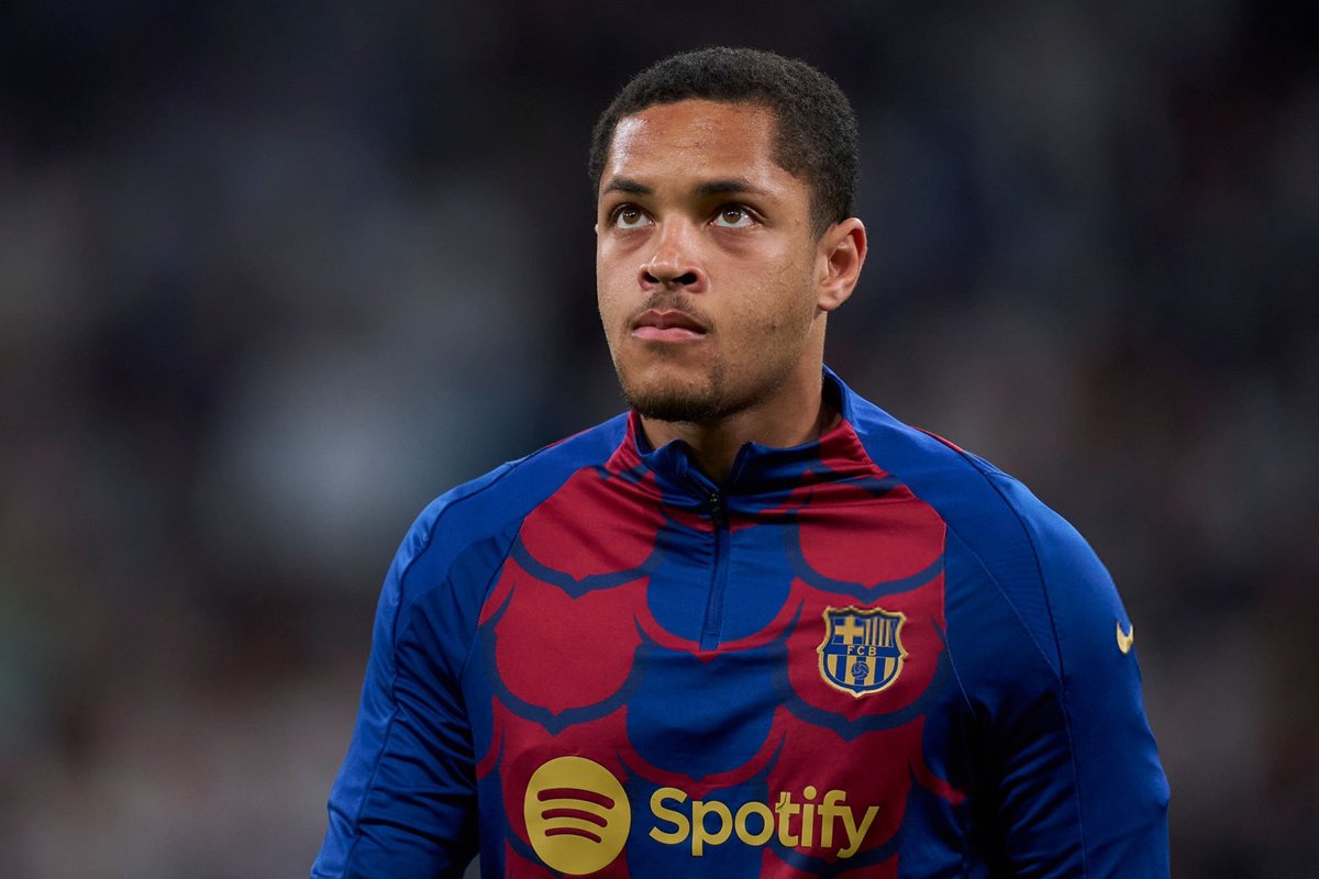 🚨| Ferran Correas (SPORT): FC Barcelona have decided to loan Vitor Roque. ✅