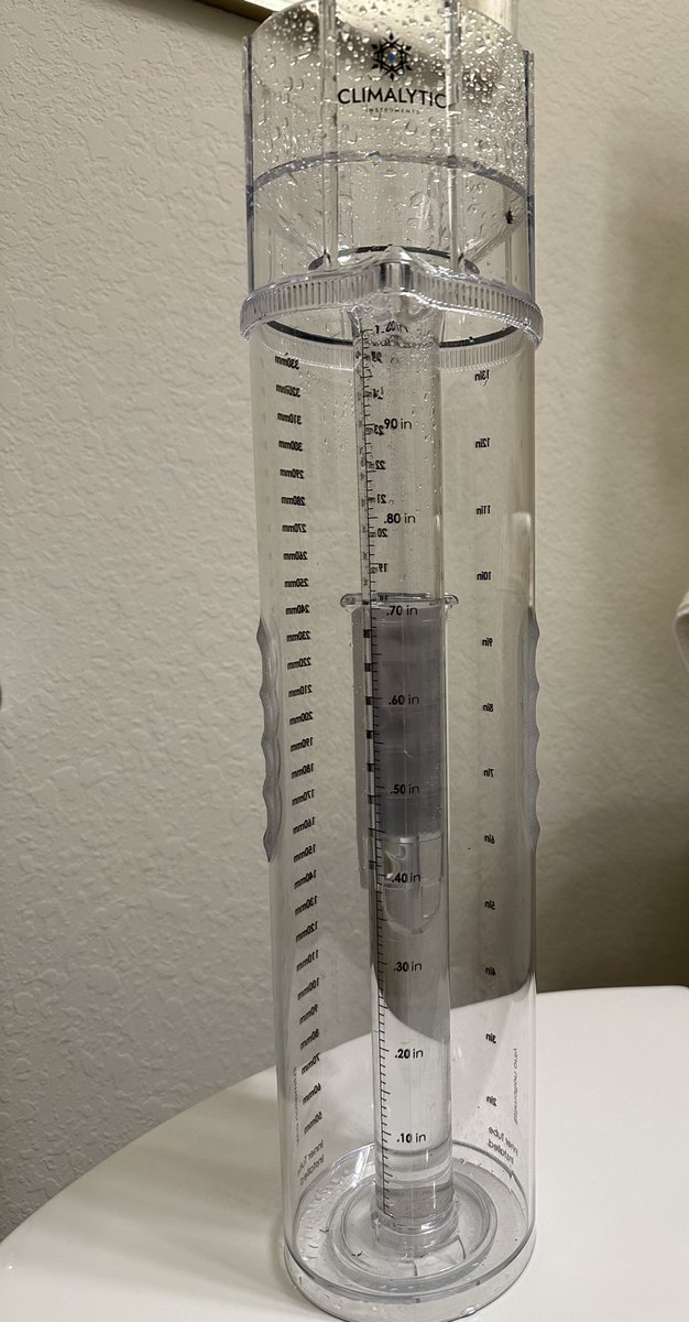 Much needed rainfall overnight across Lake Worth nearly an inch has fallen 0.71 taken with my new #Climalytic #Tropo rain gauge. @NWSMiami #Flwx