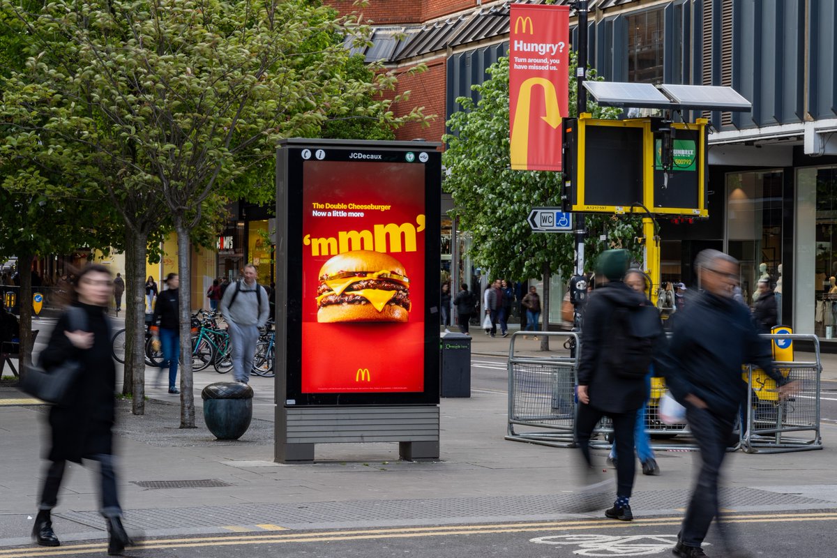 The Double Cheeseburger - Now a little more 'mmm' . @McDonalds . @JCDecaux_UK . #ooh #outofhome #advertising #oohmedia #oohadvertising #advertisingphotography #ProximityOOH
