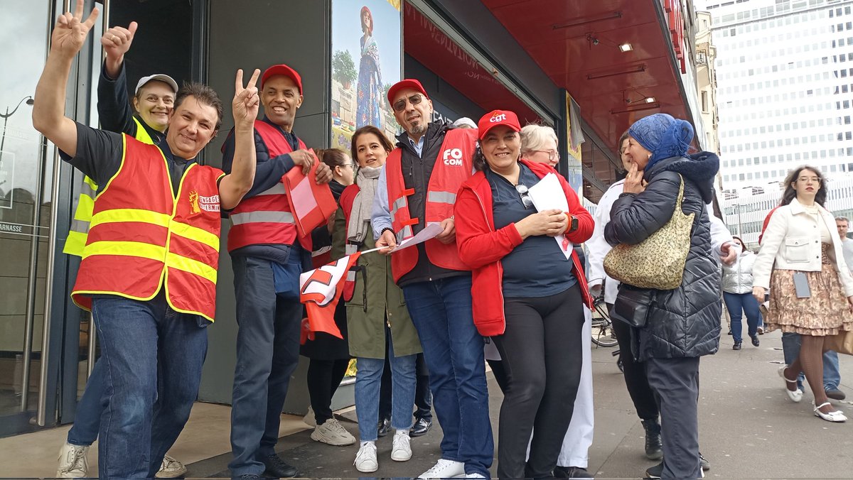 Devant le Monoprix de Montparnasse, ça manifeste contre le gel des salaires et les suppressions d'emplois. Ils font tourner les magasins, assez d'être lessivés par les profits de la grande distribution. #manif #CGT #FO