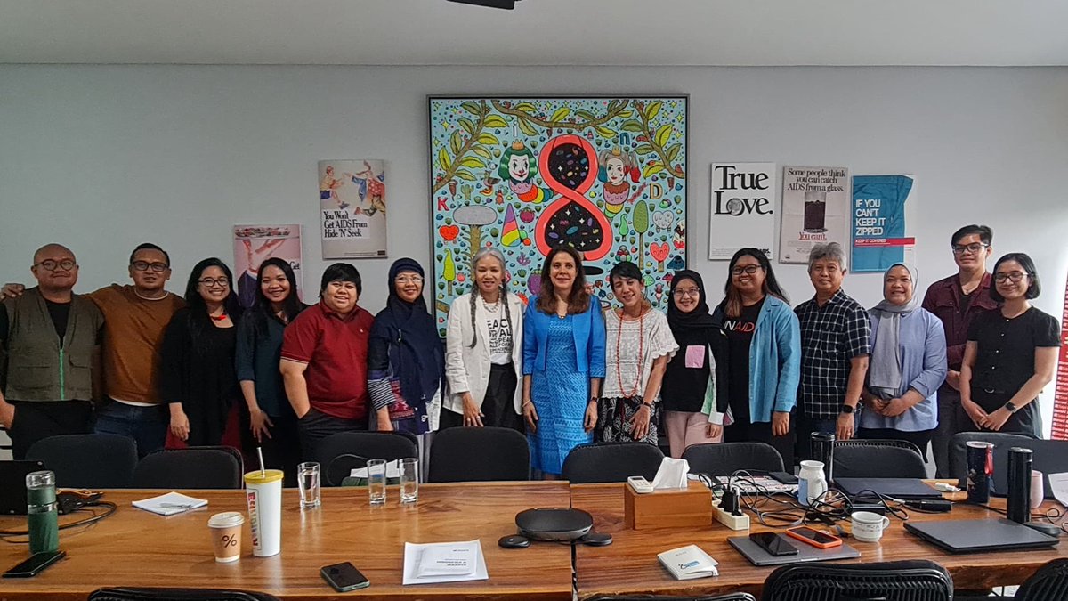 Exciting Update! 🌟 We had the pleasure of welcoming the new UN Resident Coordinator in Indonesia to the UNAIDS Indonesia office yesterday. Join us in extending a warm welcome to @sabharwalgita as she begins her journey in this crucial role. #UNIndonesia #NewResidentCoordinator
