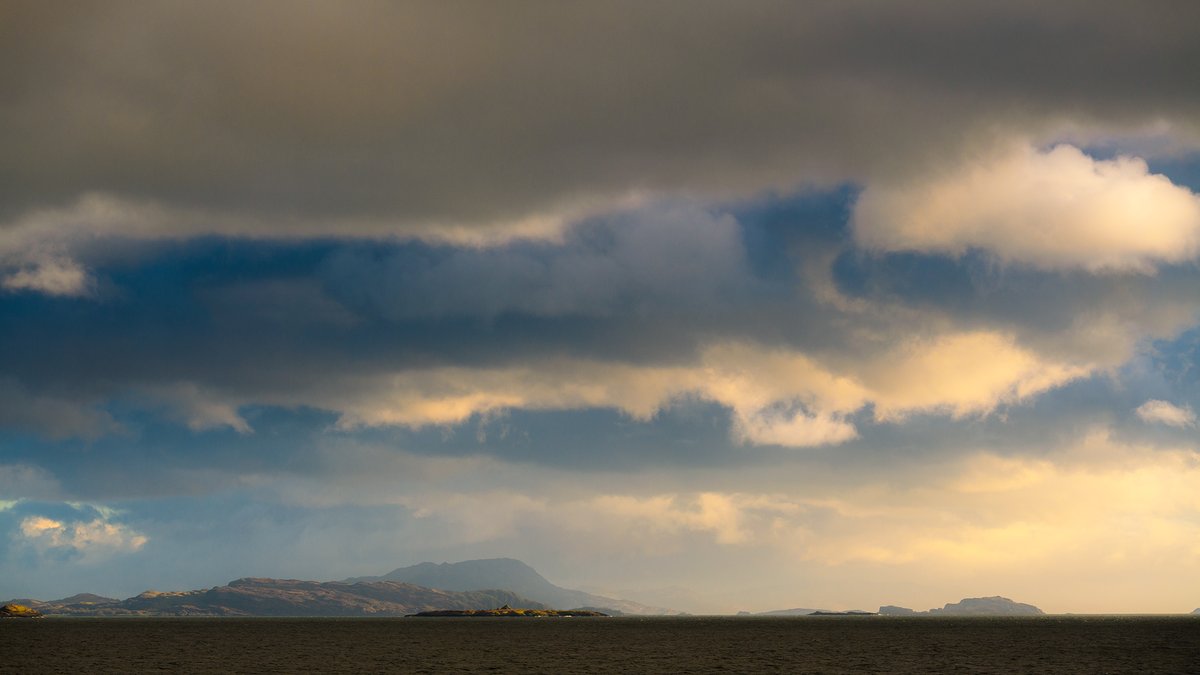 Ferry view, Firth of Lorn #Scotland #Argyll #Lorn @CalMacFerries damianshields.com