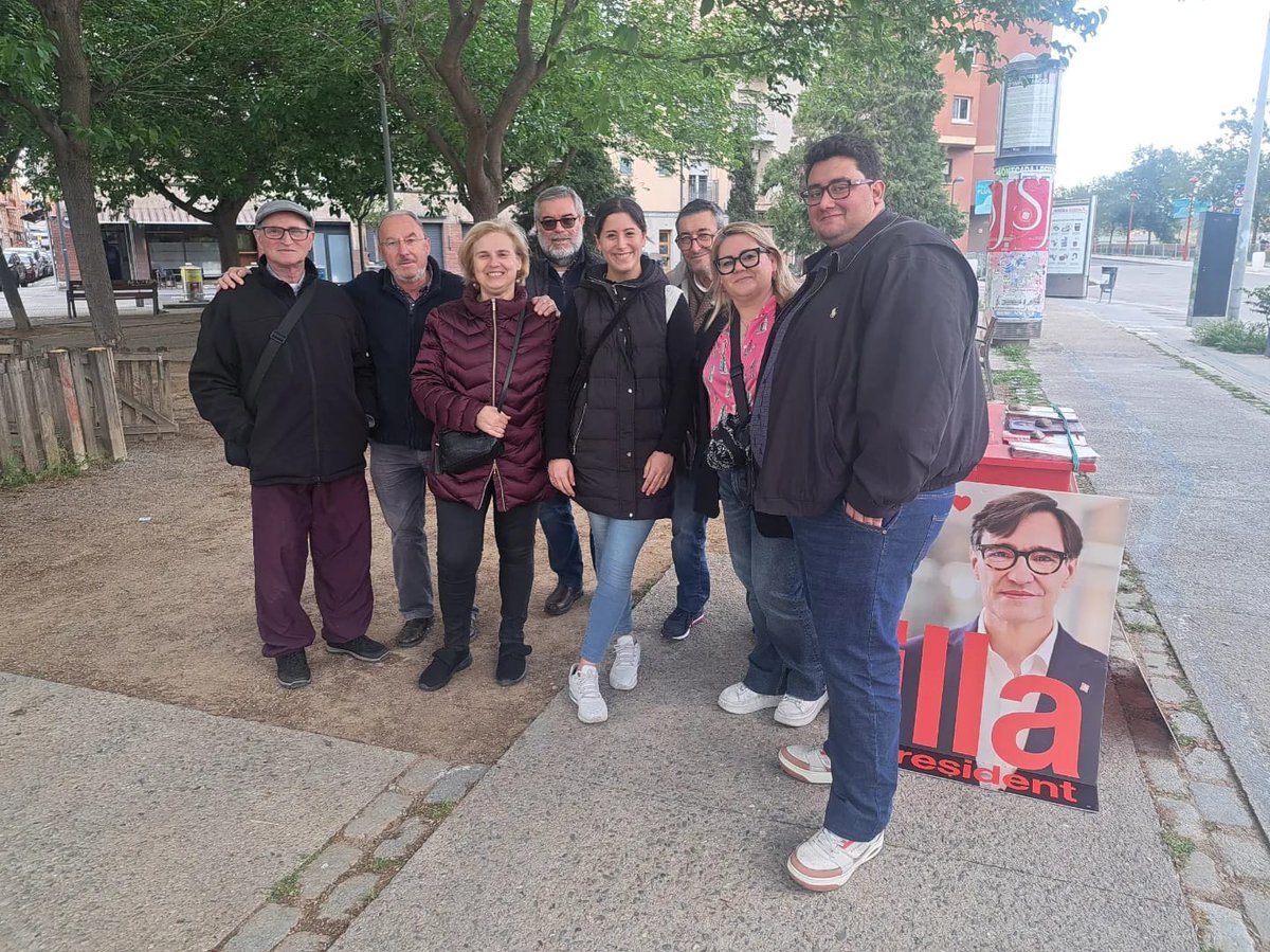 Carpa dels <a href="/socialistes_cat/">Socialistes PSC/❤</a> de #montcadaireixac al barri de la Ribera el divendres passat.

❤️ Equip, companyes i companys, unir i servir. Ho tenim clar @salvador_illa