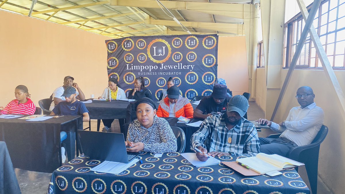 LEDA is conducting a training session today, April 30th 2024, at the Seshego Industrial Park (No. 7 Freedom Drive) on drafting a viable Business Plan, specifically tailored for SMMEs incubated by the Limpopo Jewellery Business Incubator. @leda
#smmedevelopment
#LimpopoJewellery