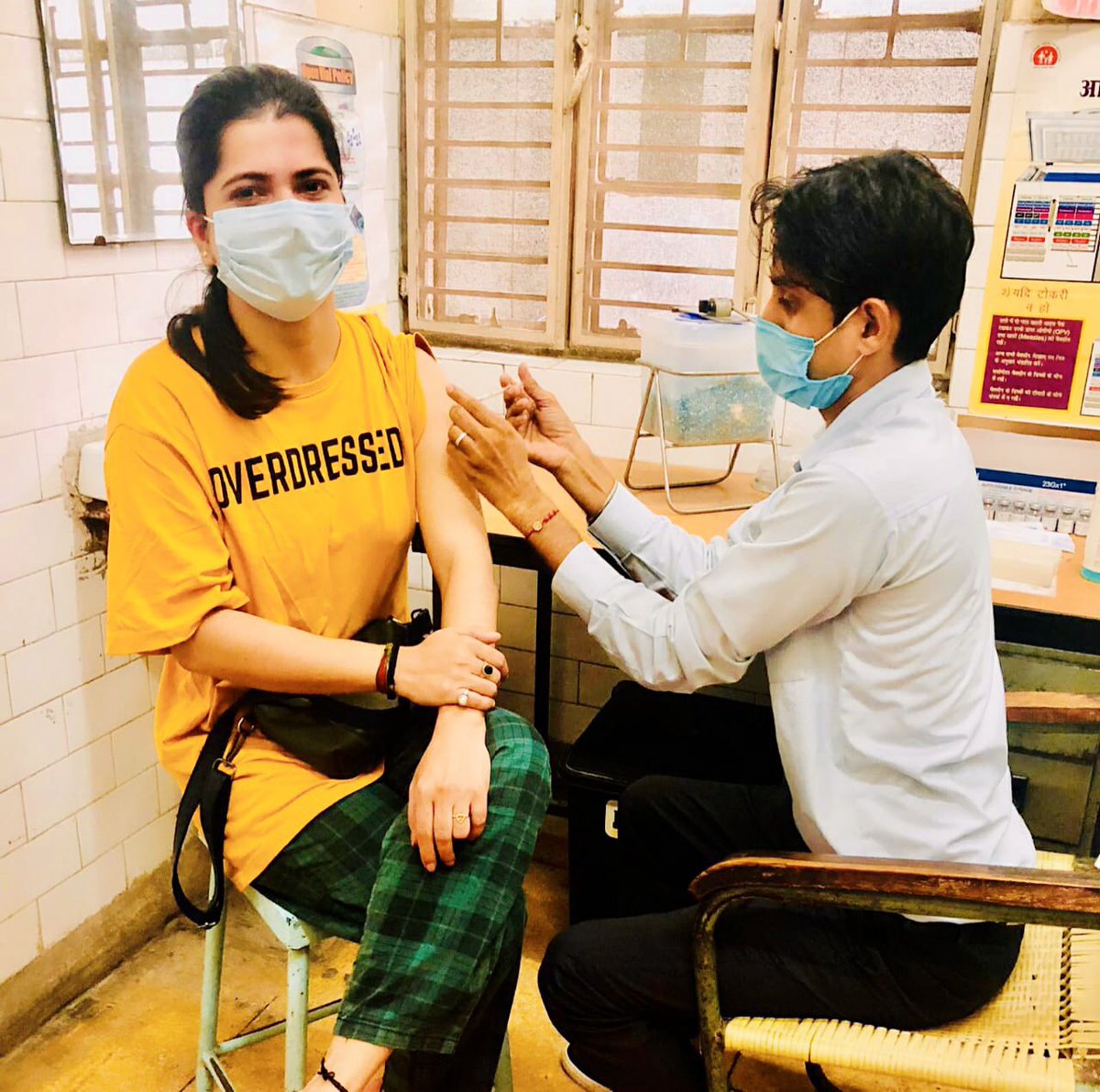 iSinghApurva's tweet photo. Fully vaccinated and absolutely fine.

I Trust PM @narendramodi 
 
#BharatWithNarendraModi https://t.co/a7CbIADng2