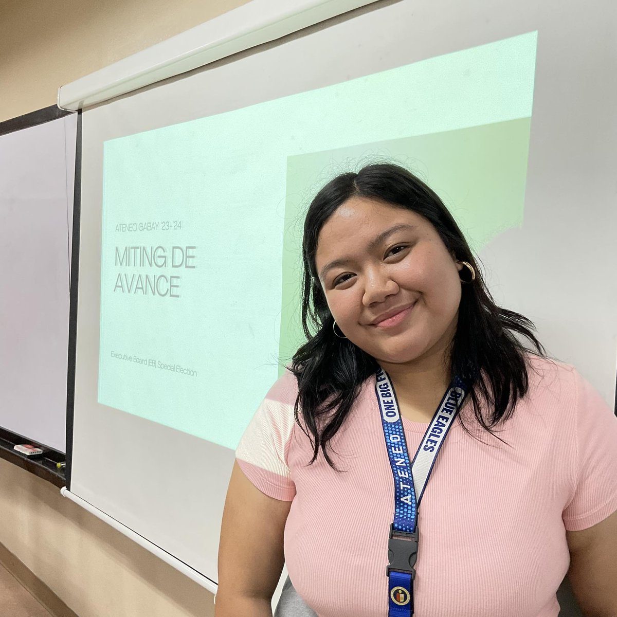 AteneoGabay's tweet photo. That ends the fast talk. Cristi strikes a pose to commemorate the end of the question and answer from the Google form, live audience, and the fast-talk portions.
#AteneoGabay #SEMDA #YABAG47 https://t.co/eBDcPQGmI0