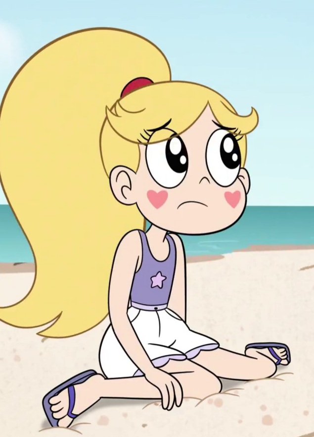 Some kid destroyed her sandcastle 🥺🥺🥺 (marco will kill him)
