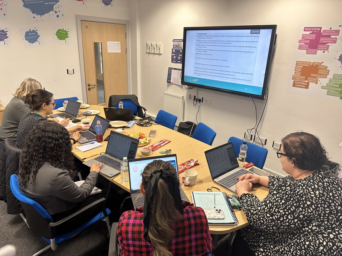 Excellent SEND cluster meeting being held in Oldham using @EvaluateSchool and @WholeEducation SEND improvement with colleagues from @RoytonCrompton @OldhamAcademy @BlackleyAcademy @ParkwoodAcademy @PathwaysEACT across @EducationEACT. How are you getting on @RhianWarnerSEND