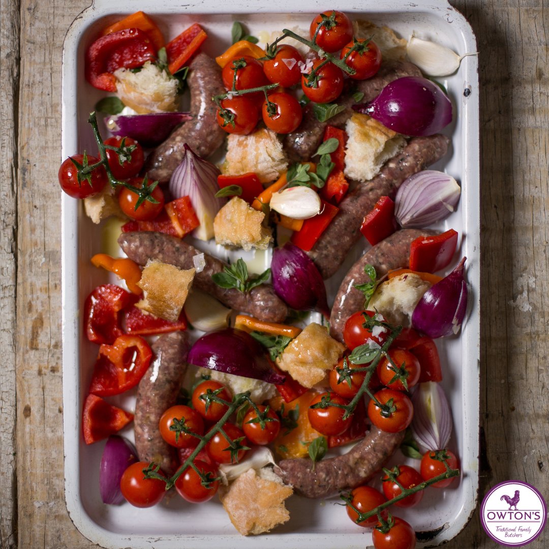 Owton’s Beef & Tomato Sausages – a delightful blend of Hampshire beef and tomatoes for a hint of natural sweetness. £4.79 (8, 560g) 🍅🥩 Order now - owtons.com/barbeque-produ… #Sausages #HampshireBeef #TastyTreats