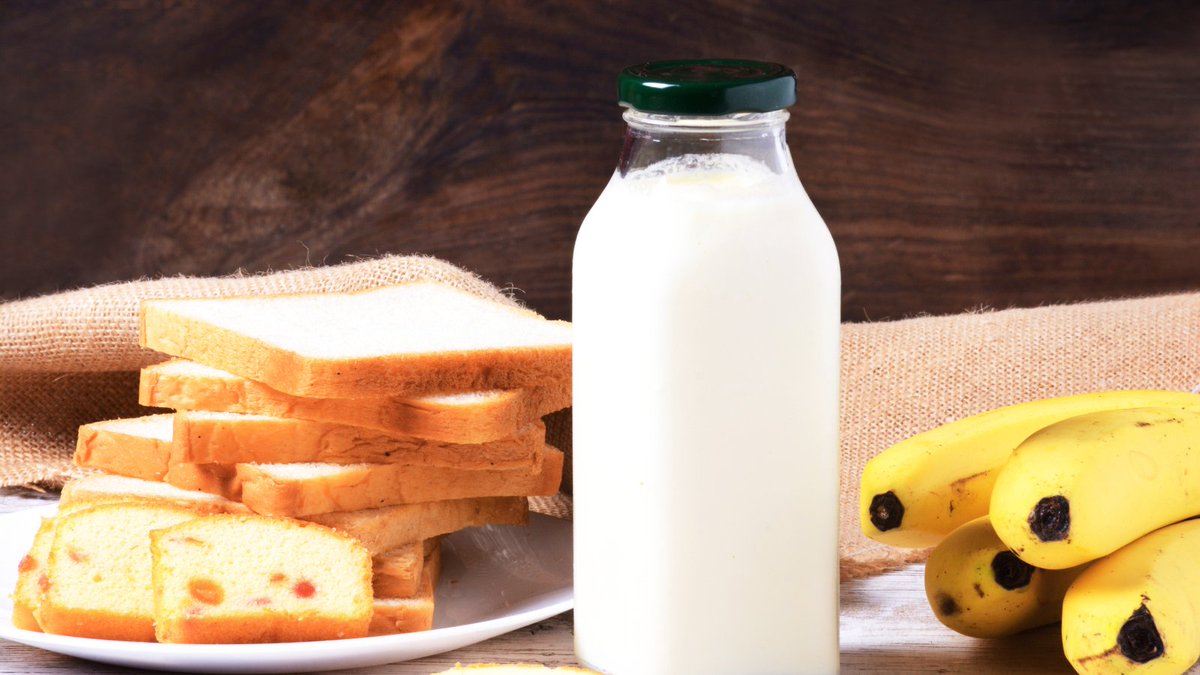🍞 Bread 🥛 Milk 🍌 Bananas ...are some of the most wasted food items in the UK. But did you know they can all be frozen to prolong their life? Check out eatlikealondoner.com/save for more top tips!
