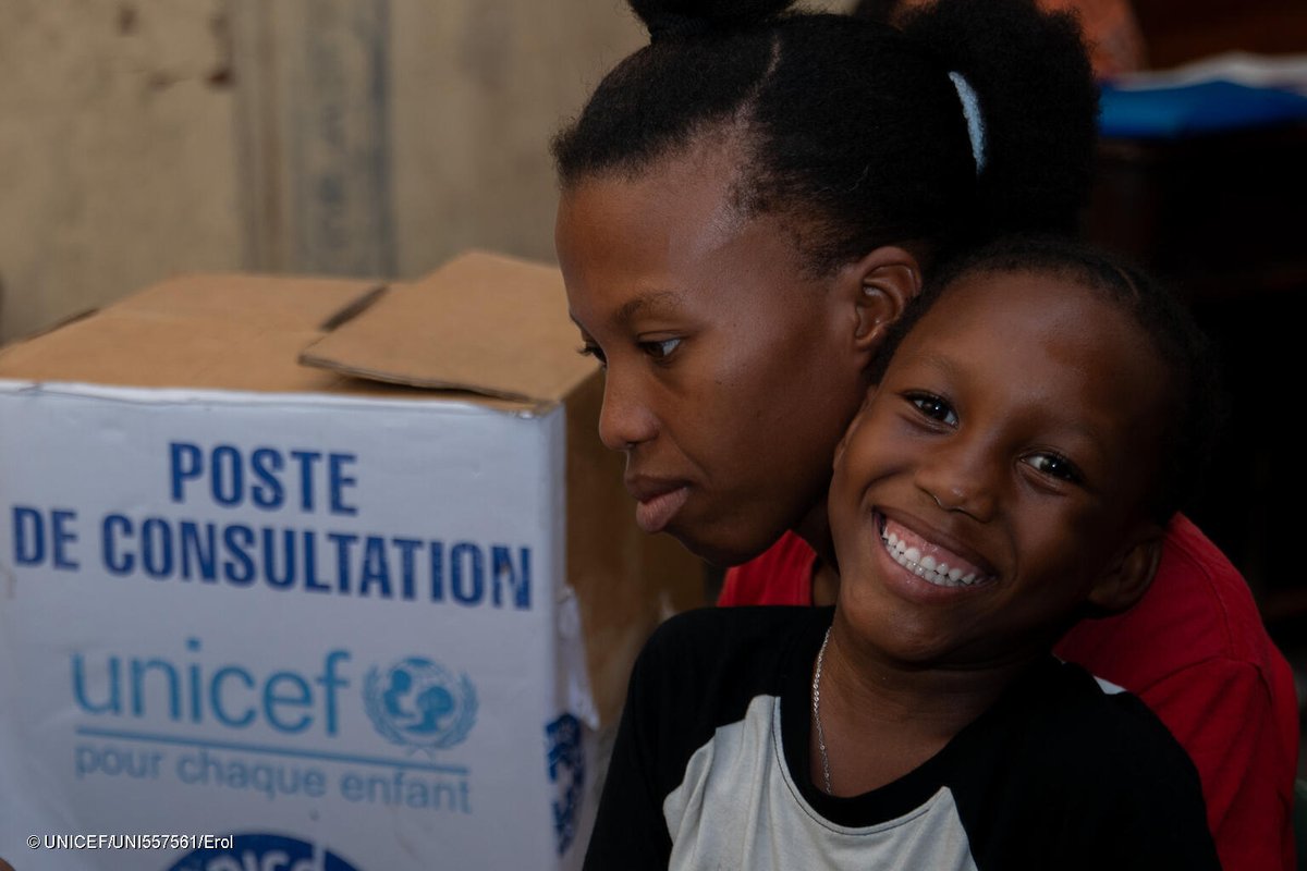 UNICEF_FR tweet picture