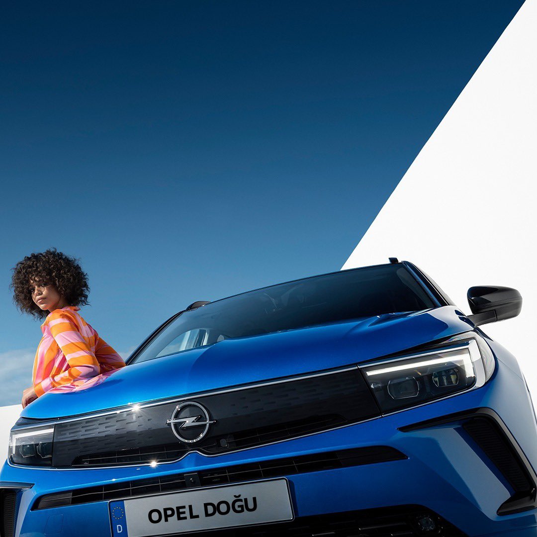 Cesur ve yalın tasarımı, ikonik vizörü ve dijital Pure Panel kokpiti ile Opel #SUV Yeni #Grandland , gördüğünden çok daha fazlasını sunuyor! #OpelDoğu #OpelVan #Opel
