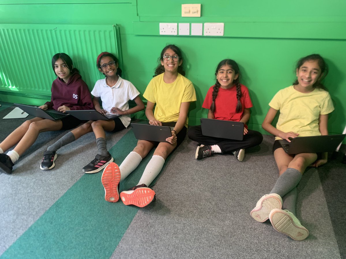 Bushey Heath Digital Hub tweet media