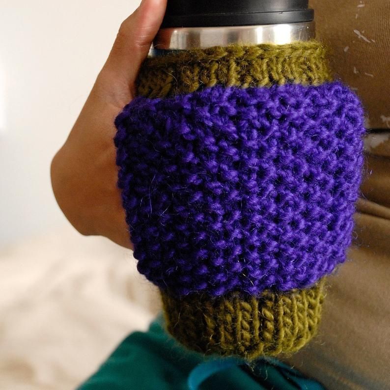 Knit a Colorful Mug Cozy - Makes a Great Gift! 👉 buff.ly/3t2VXEG #knitting #handmade