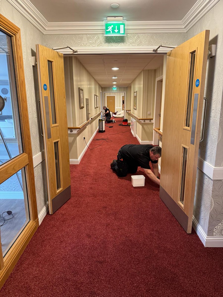 Walk the red carpet! We’ve been refurbishing the public areas at Morningside Manor & we think they’re looking pretty good!

If you’d like to join our care home teams, we’re currently expanding & offer competitive rates & training. Apply at lindemann.healthcare/jobs/

#edinburghjobs