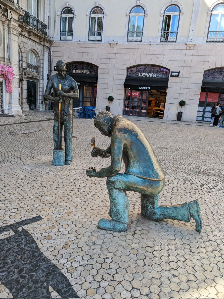 Lisbon is a limestone cobbled city that has a statue to celebrate this heritage. My @FredOlsenCruise is nearly over, it's been an unforgettable experience with volcanic landscapes, rocks & culture 💙 @Pastpreservers