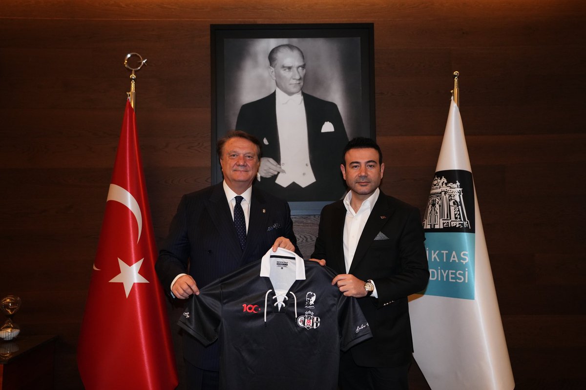 Başkan Hasan Arat, Beşiktaş Belediye Başkanı Rıza Akpolat'ı ziyaret etti.