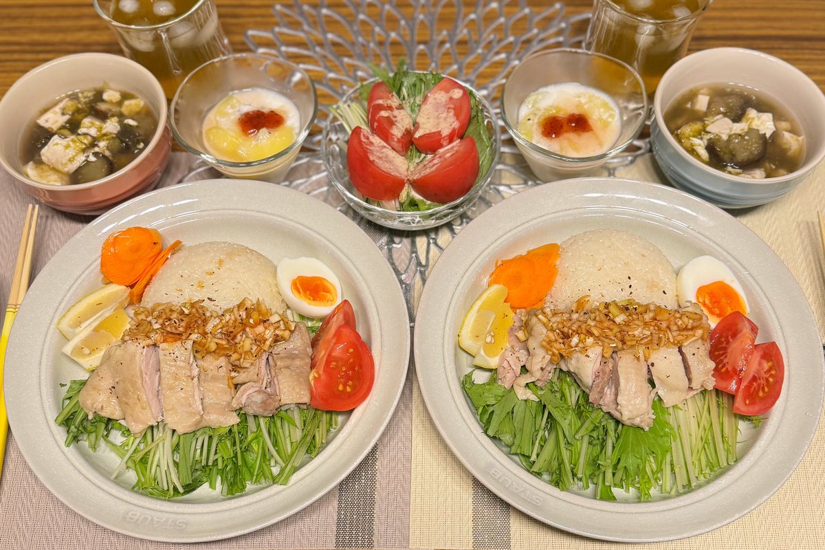 tsukitayuri's tweet image. ごはんですよ🍚
シンガポールチキンライスとミルクゼリー