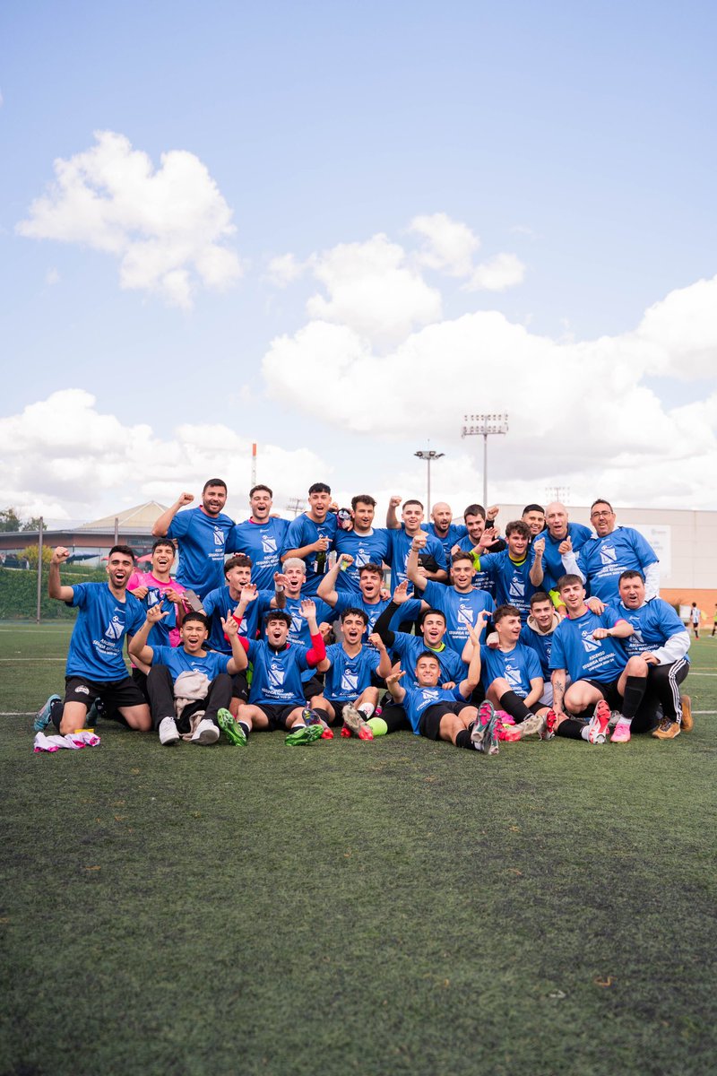 CDCandilLeganes's tweet photo. | 1er EQUIPO |

Conseguimos el ASCENSO a segunda regional! 📈✅

Mucho trabajo, sacrificio y esfuerzo por parte de jugadores y cuerpo técnico, para conseguir el objetivo marcado! 🩷🖤

A disfrutar de lo conseguido y terminar bien la temporada! 💪🏻

#vamoscandil #crecemosjuntos https://t.co/NeT7rHceKK