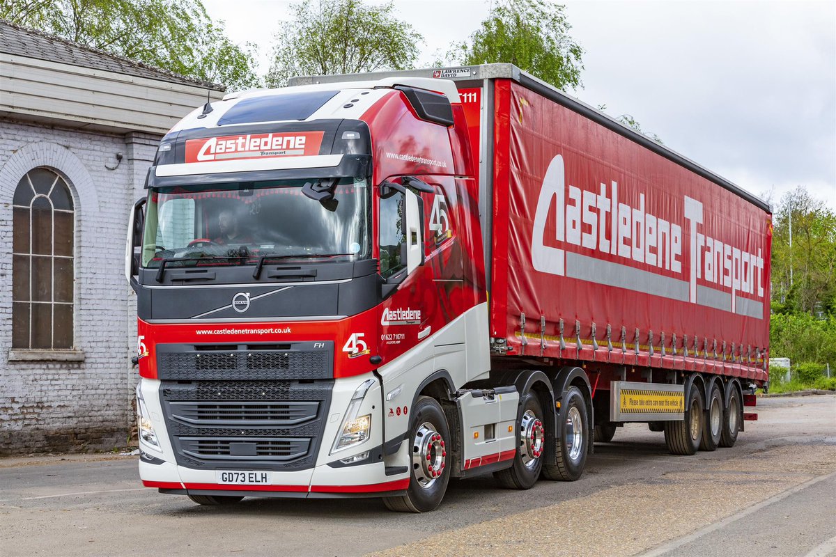 To celebrate its 45th anniversary, Castledene Transport has taken delivery of a new Volvo FH 500 with I-Save Globetrotter XL 6x2 tractor unit, complete with a special livery.

🔗 bit.ly/4djuCq4 

#commercialmotor #volvotrucks