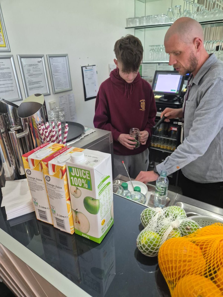 Day 6 of ACE was a visit to <a href="/FVCollege/">Forth Valley College</a> to have a tour of the facilities and take part in some workshops including print making, mocktail making and barista ☕️🍽️