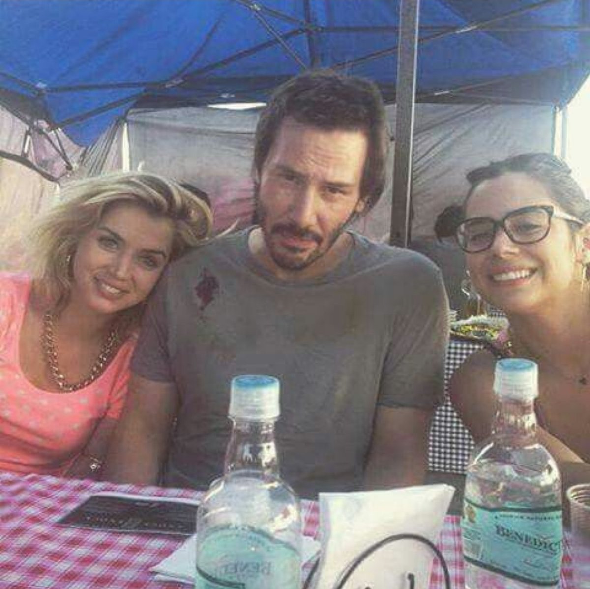 Ana de Armas, Keanu Reeves and Lorenza Izzo from the sets of Knock Knock (2015).
