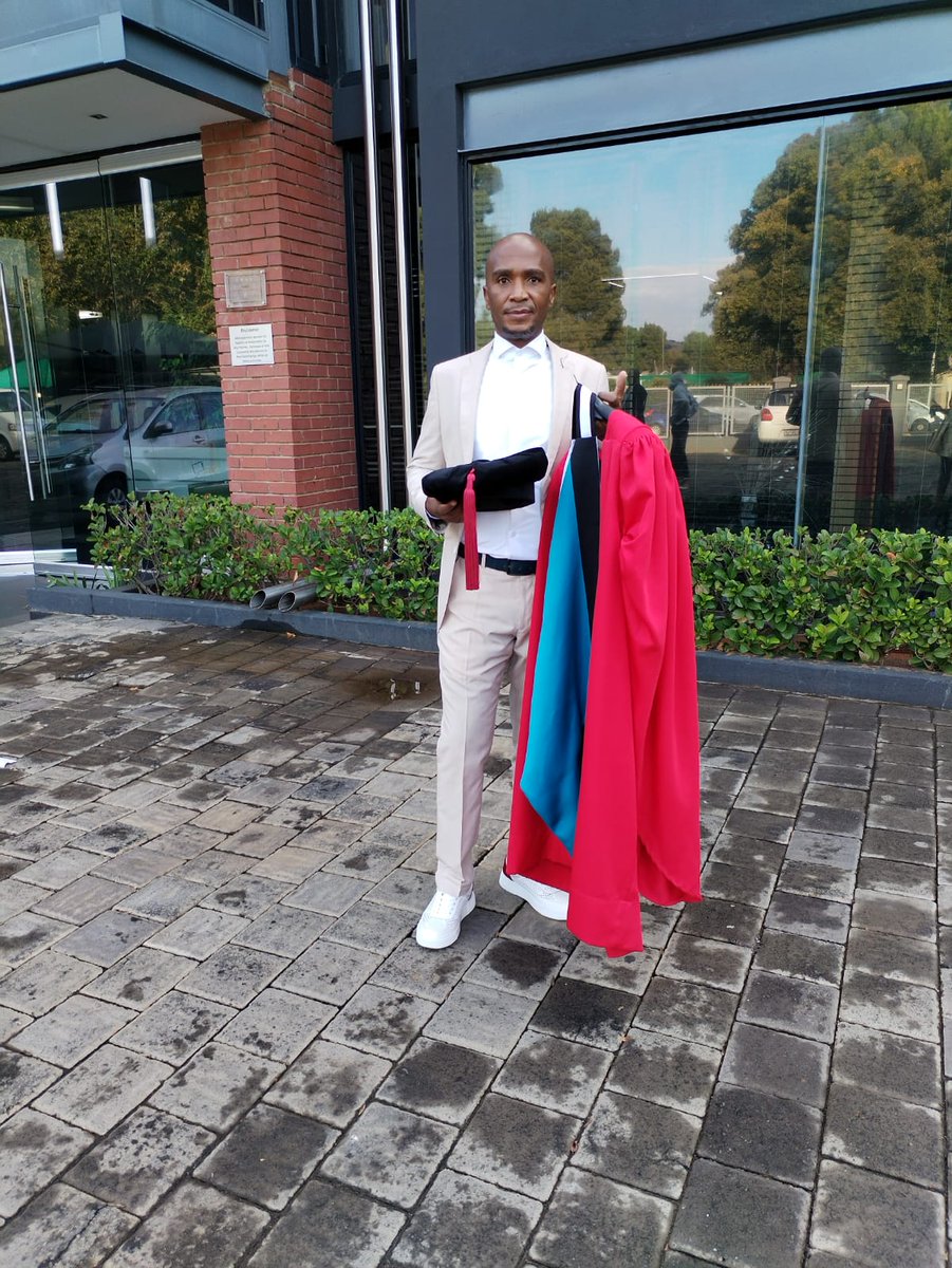 PhD study explores government support programmes' impact on land reform farms in SA 

Dr Ramakgodu Mphahlele recently obtained his PhD in the Department of Sustainable Food Systems and Development during the April #UFSGraduation2024 ceremonies. 

📰: ufsweb.co/3JEkquH