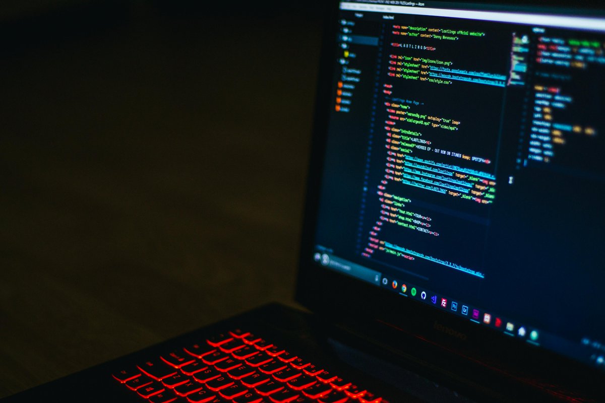Step into the future of tech with #Programming! 🚀 Our latest blog explores its critical role in today’s tech world. Whether you're a beginner or a pro, discover how to boost your career with programming. 

📈 Read more: skillsnova.com/NovaNews/pivot…

#TechCareers #Innovate